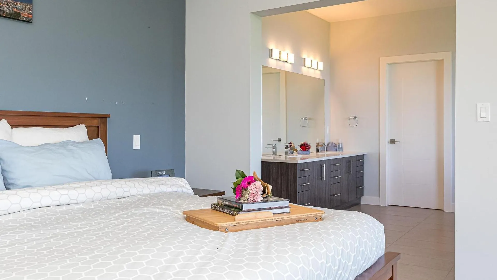 Come On In, The Water View Is Waiting For You,,, Oak Bay Holiday home